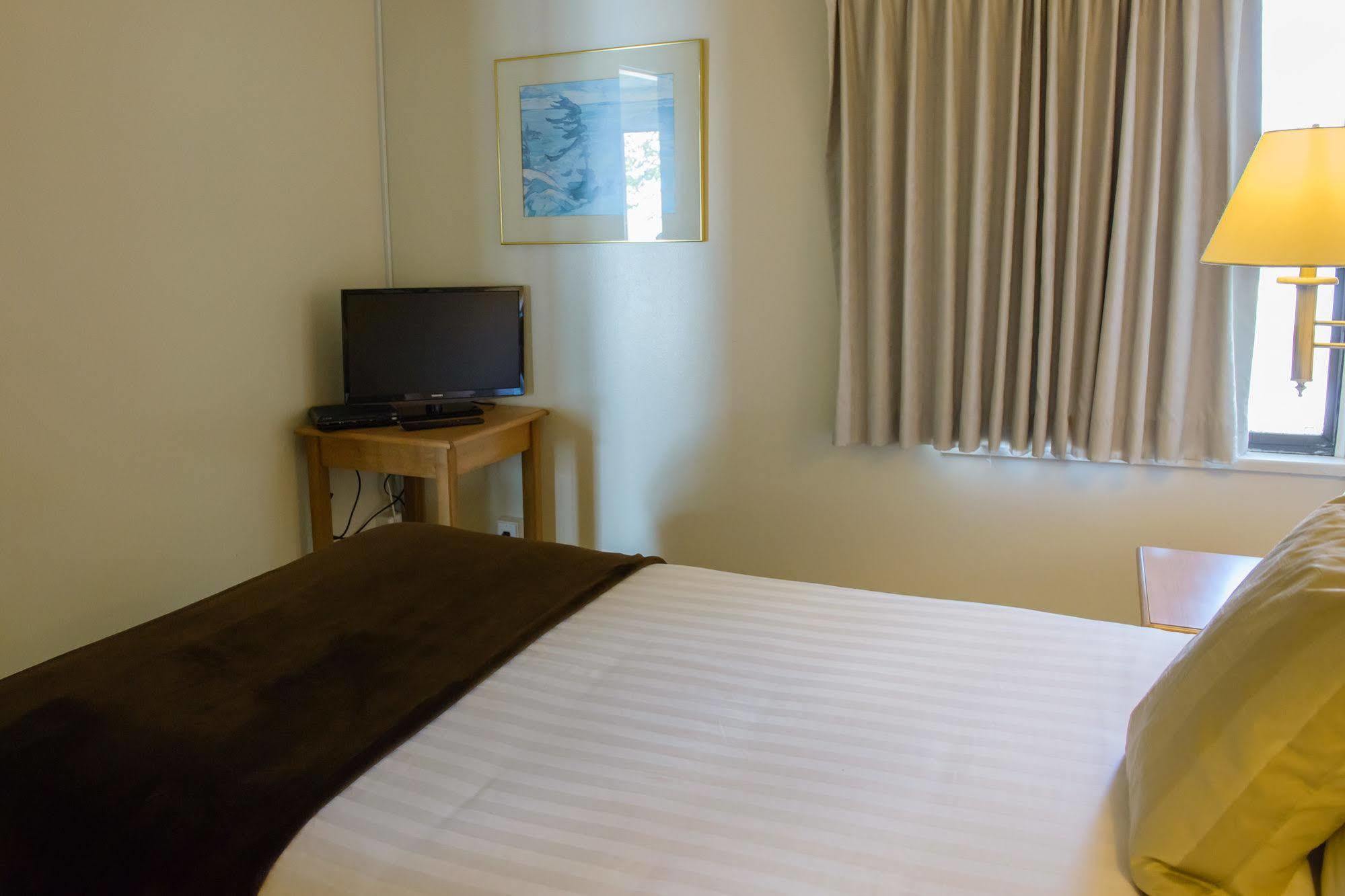 סישלט Driftwood Inn מראה חיצוני תמונה