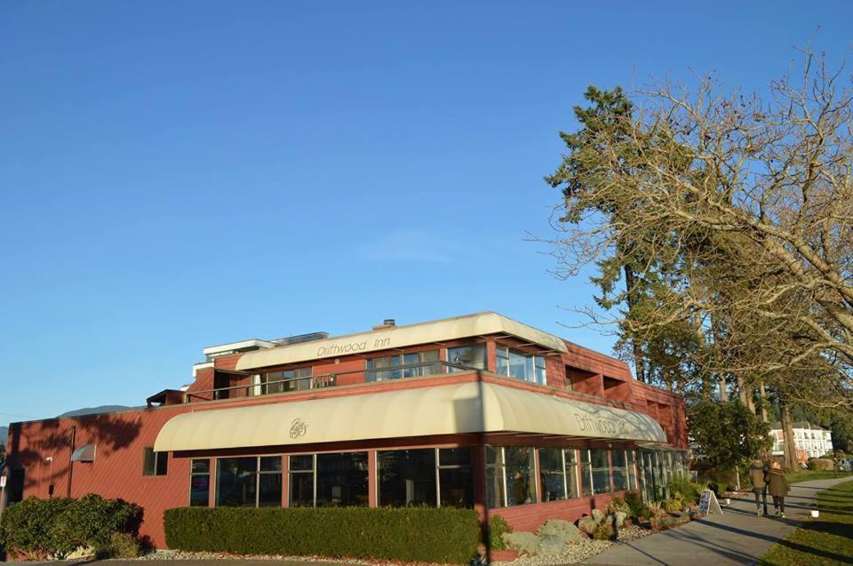 סישלט Driftwood Inn מראה חיצוני תמונה